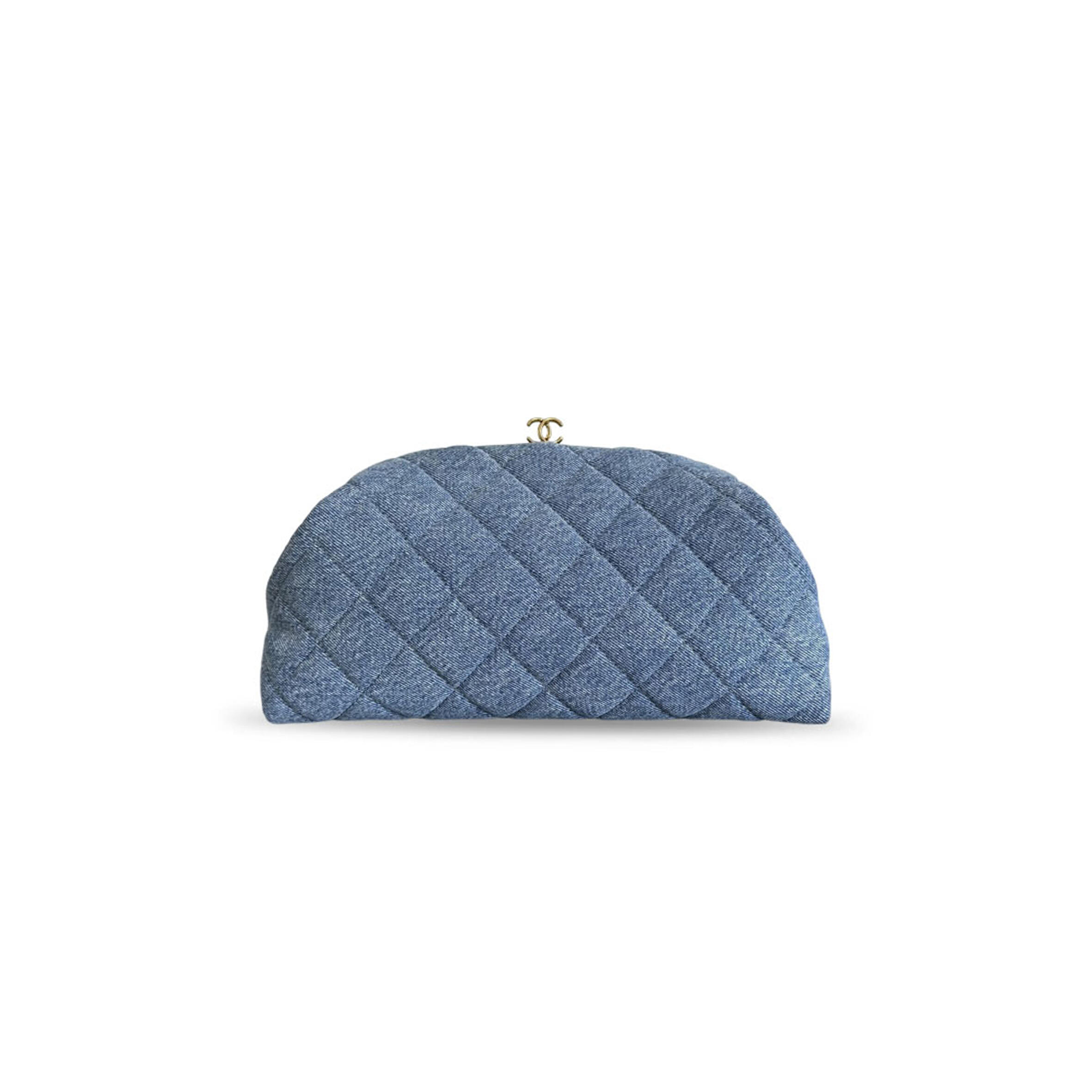 CHANEL CLUTCH WITH CHAIN AP5252 (26*17*12cm)